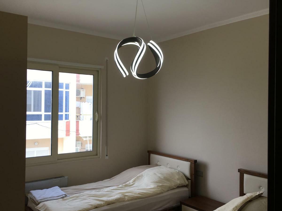 Sunny Beach Apartment Vlora Exterior foto